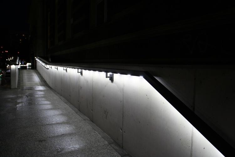 led illuminated balustrade nex to the school